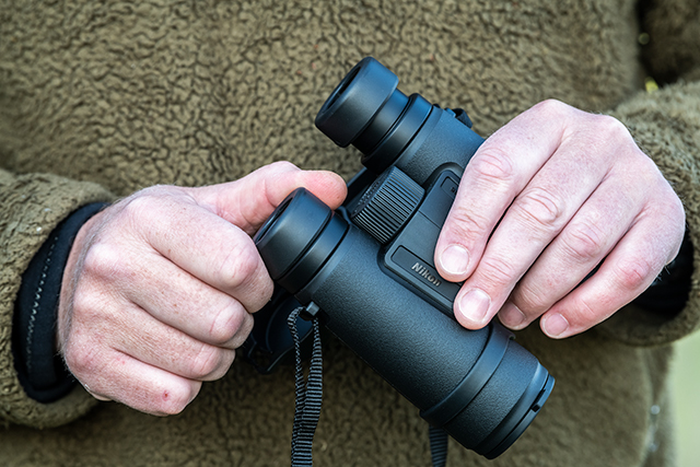 Lornetka Nikon MONARCH M5 12x42