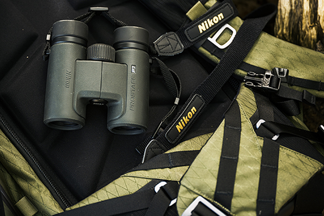 Lornetka Nikon Prostaff P7 10x30