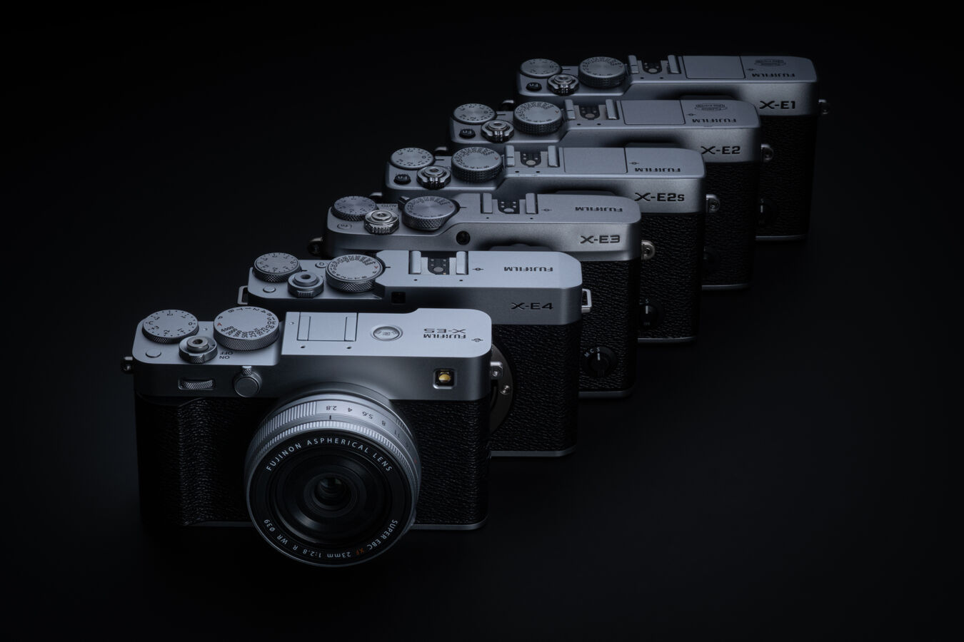 Bezlusterkowiec Fujifilm X-E5 czarny + Fujinon XF 23/2.8 R LM WR + aparat INSTAX MINI 12 White gratis Patona akumulator NP-W126 PROTECT + Ładowarka podwójna Patona gratis!