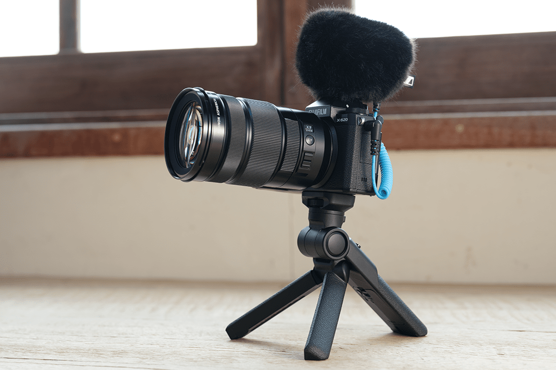 Bezlusterkowiec Fujifilm X-S20 +XF 16-50/2.8-4.8 R LM WR + dodatkowy akumulator Fujifilm NP-W235 gratis
