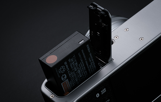 Aparat Fujifilm X100 VI srebrny | Dobierz Capture One PRO z rabatem 50% |