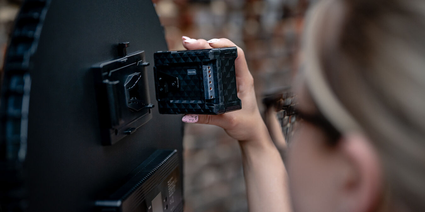 Akumulator Newell BP-95W LCD V-Mount