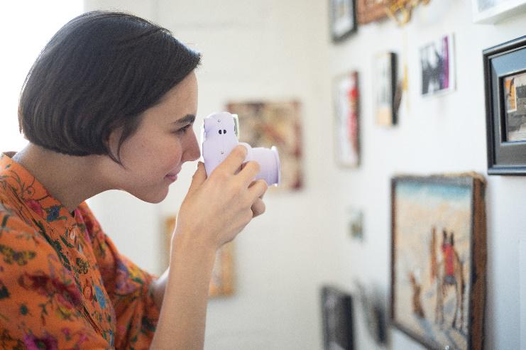 Aparat Fujifilm Instax Mini 12 biały (Clay White)