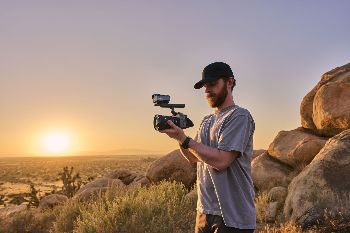 Kamera Sony FX5 + Uchwyt XLR - Pełnoklatkowa kamera Cinema Line - NOWOŚĆ!