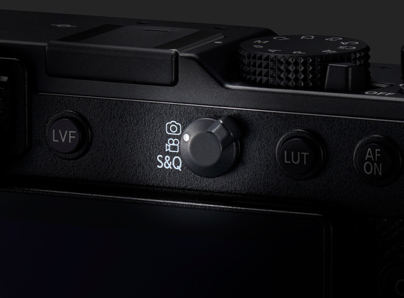Aparat Panasonic Lumix DC-L10 (czarny) + Dobierz dekiel automatyczny za 1zł!