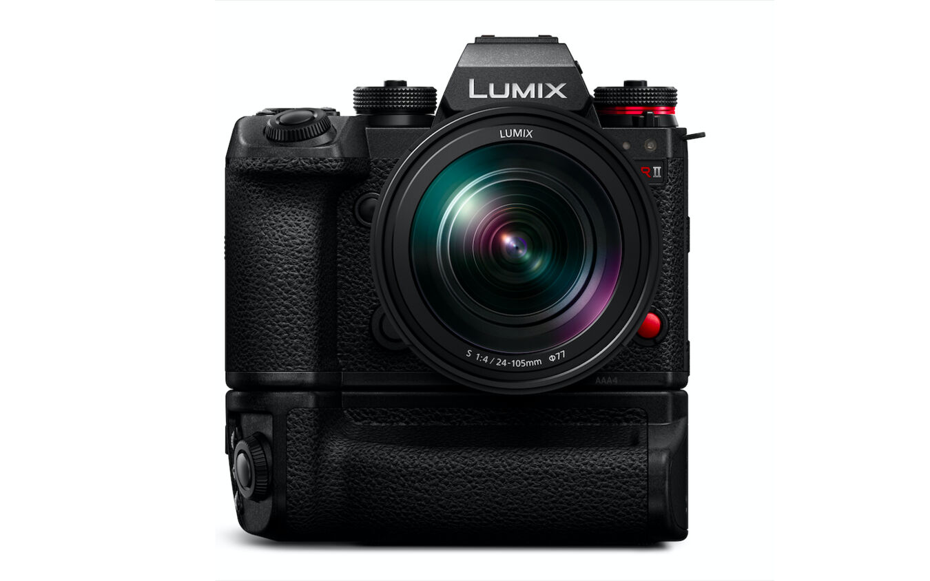 Bezlusterkowiec Panasonic Lumix S1RII + Lumix S 24-105mm f/4 + Dobierz w promocyjnej cenie - Oficjalna dystrybucja + Rozszerz gwarancję do 5 lat!