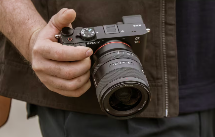 Bezlusterkowiec Sony A7CR body (czarny) + Cashback 1000zł lub Studencki CASHBACK 1500zł + Dodatkowy 1 rok gwarancji w My Sony + Dobierz SONY NP-FZ100 za 1zł