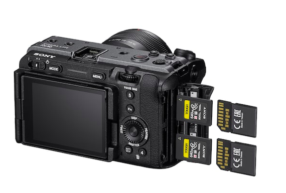 Kamera Sony FX30 + Uchwyt z modułem XLR + Studencki CASHBACK 1300zł + Welcome to Alpha Cashback