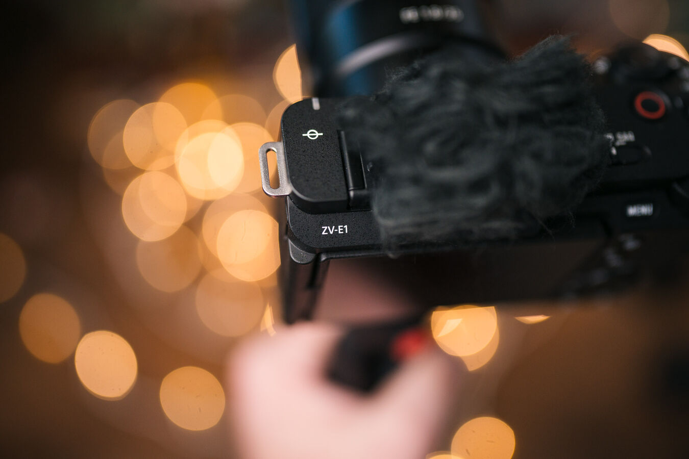Aparat Sony ZV-E1 + Sony FE 28-60mm f/4-5.6 + Studencki CASHBACK 1300zł - BLACKFRIDAY!