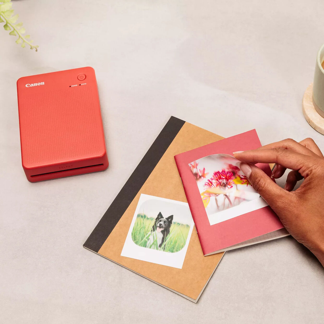 Drukarka Canon Selphy Square QX20 (czerwona) + Dobierz PAPIER 40% TANIEJ w zestawie!
