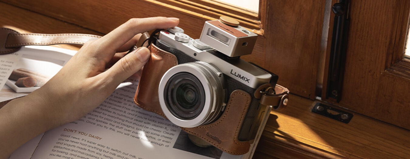 Etui skórzane SmallRig 5698 typu half case do aparatu Panasonic LUMIX L10 (czarny)