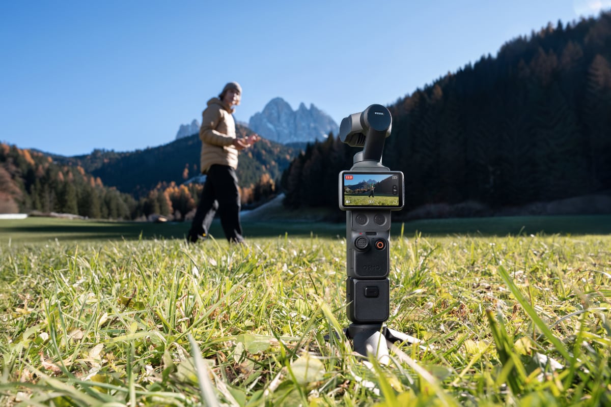 DJI Osmo Pocket 4 Creator Combo