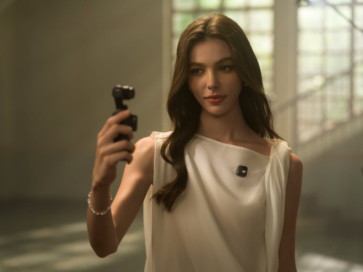 DJI Osmo Pocket 4 Creator Combo