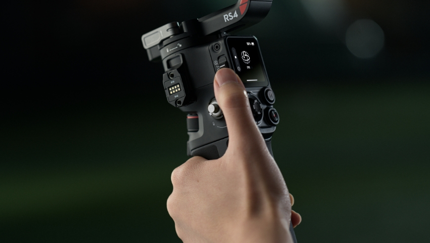 Stabilizator DJI RS 4 Display Version
