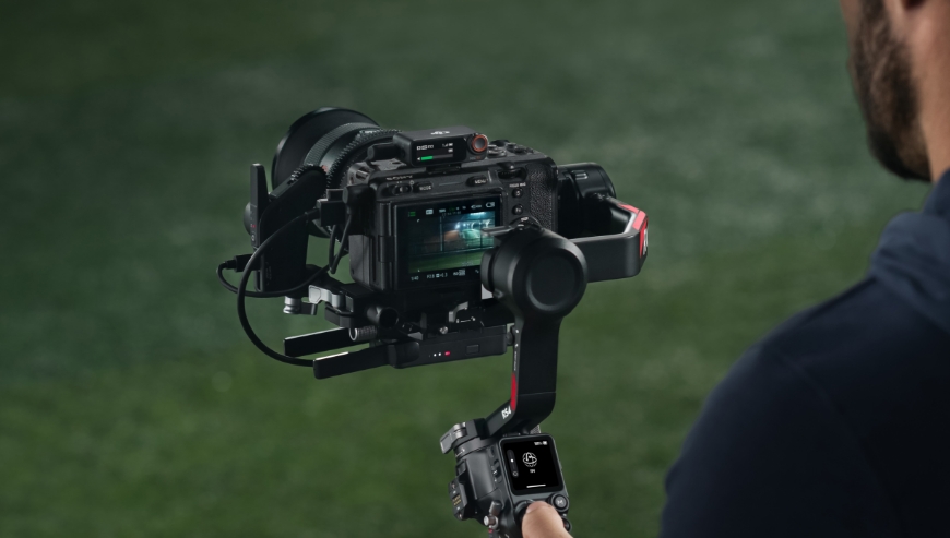 Stabilizator DJI RS 4 Display Version
