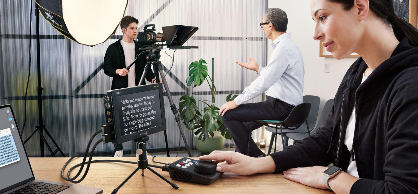 Black Magic teleprompter