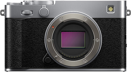 Bezlusterkowiec Fujifilm X-E5 srebrny + Patona akumulator NP-W126 PROTECT + Ładowarka podwójna Patona gratis