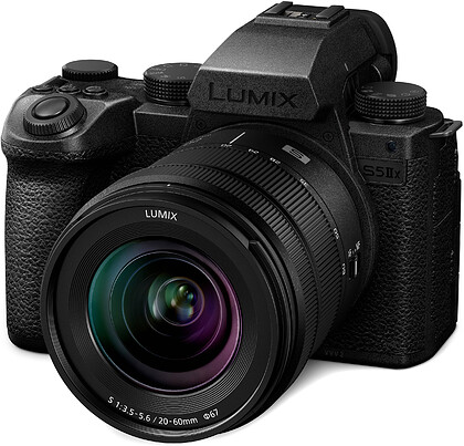 Bezlusterkowiec Panasonic Lumix S5IIX + 20-60mm f/3.5-5.6 - Oficjalna dystrybucja + Rozszerz gwarancję do 5 lat!