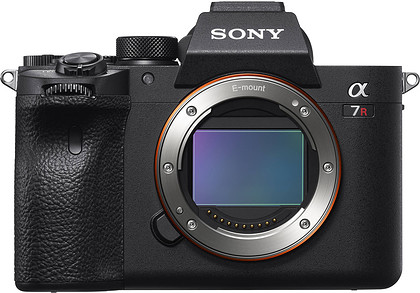 Bezlusterkowiec Sony A7R IVA + Welcome to Alpha Cashback + Dobierz SONY NP-FZ100 za 1zł - OUTLET
